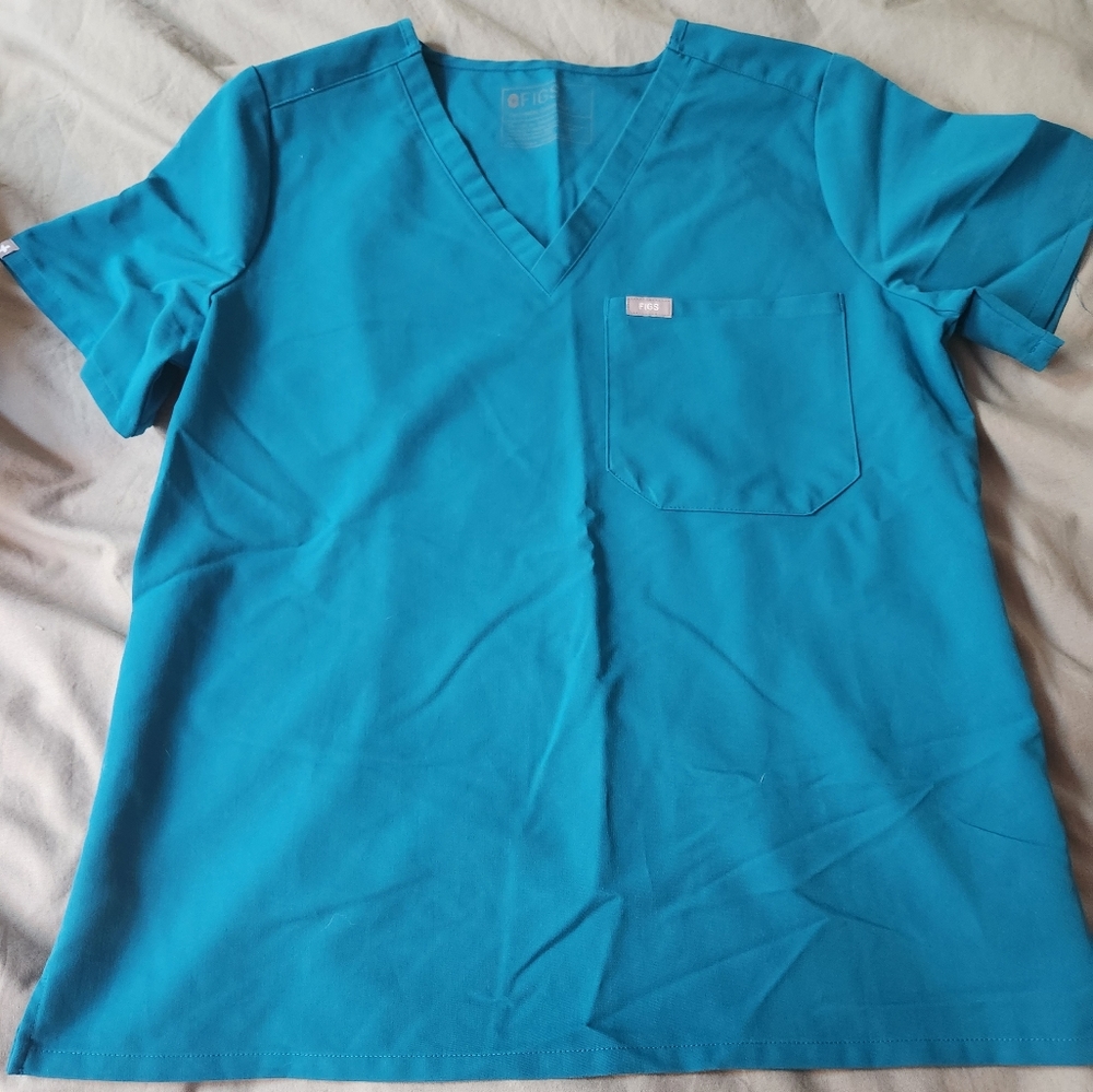 Figs Scrub Top